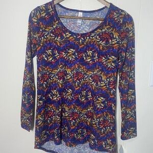 NWT LuLaRoe Lynnae XS Multicolor Floral Long Sleeve Scoop Neck Top Womens